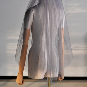 Voile de mariée <span class=keywords><strong>gris</strong></span> transparent très populaire, voile uni monocouche avec peigne à cheveux - Product Image 4