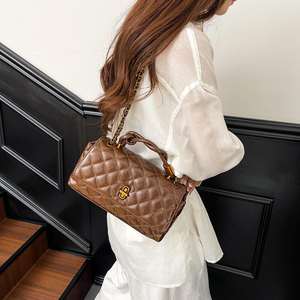 Bolso de mano de alta calidad para mujer con diseño de diamantes, elegante bolso de hombro de cuero PU con cadena ligera, bolso cruzado para mujer - Product Image 5