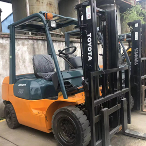 Carretilla elevadora Toyota usada fabricada en Japón, 2,5 toneladas diésel, capacidad de elevación de 2,5 toneladas, precio bajo a la venta - Product Image 1