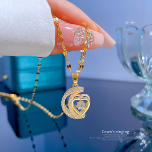 Collier en acier titane élégant pour femme avec pendentif lune et cœur exquis, bijoux féminins - Product Image 4