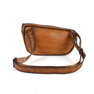 Vintage Brown Leather Crossbody Bag Men's Large Capacity Shoulder Bag High Quality <b>Top</b> Grain Cowhide <b>Distressed</b> Design Everyday - Product Image 4
