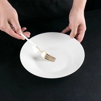 Assiette à Soupe Minimaliste en Céramique Blanche Porcelaine de 8 Pouces, Ronde et Écologique, avec Technique Sous Glaçure, Ensemble de Vaisselle