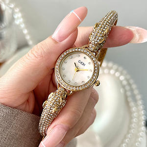 Chic Leopard Head <b>Bracelet</b> Watch Minimalist Luxury Sparkling Quartz Timepiece <b>for</b> <b>Women</b> - Product Image 3
