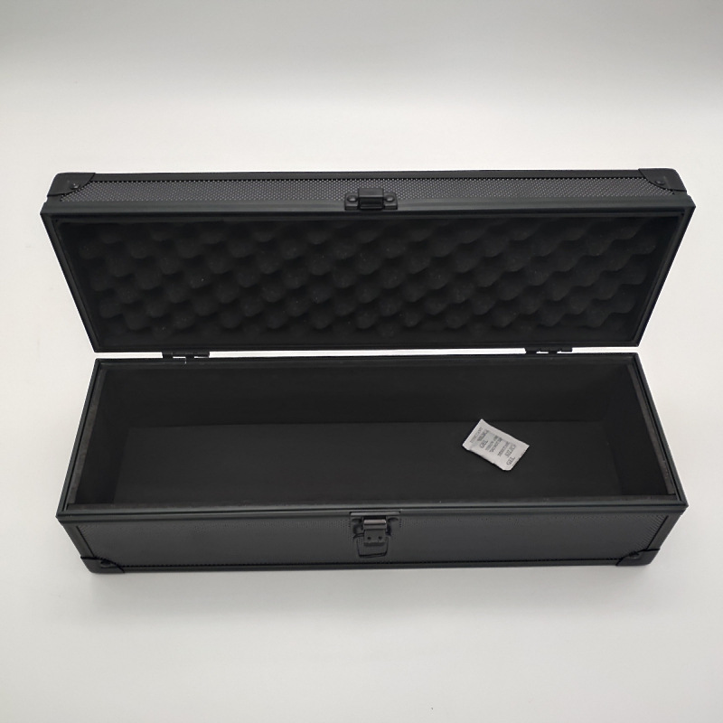 1 emplacement pour carte 365*130*110mm