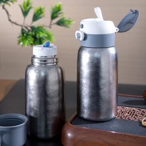 Bouteille isotherme en titane 380 ml avec 2 couvercles interchangeables, <span class=keywords><strong>isolation</strong></span> sous vide, garde au chaud ou au froid, idéale comme cadeau - Product Image 2
