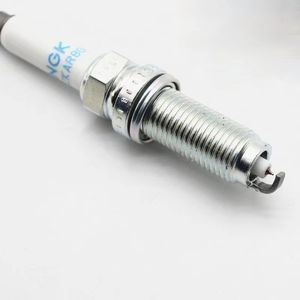Bougie d'allumage automatique de haute qualité 10162965 <span class=keywords><strong>bougies</strong></span> d'allumage pour <span class=keywords><strong>bougies</strong></span> de <span class=keywords><strong>préchauffage</strong></span> automobiles pour Saic Maxus G10 - Product Image 5