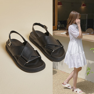 Korean-style fashionable women's leather anti-odor,wear-resistant,anti-slip soft-soled slippers for outdoor,casual and <b>beach</b> use - Product Image 3