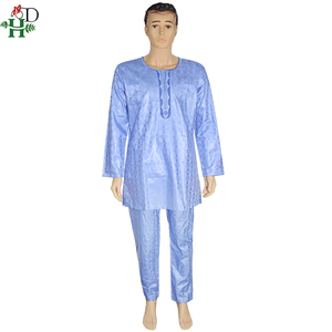 <span class=keywords><strong>Tenue</strong></span> <span class=keywords><strong>Traditionnelle</strong></span> <span class=keywords><strong>Africaine</strong></span> H & D : Ensemble Formel Bazin Riche Dashiki (Chemise, Pantalon, Robe) – Vêtements Africains <span class=keywords><strong>pour</strong></span> Hommes - Product Image 4
