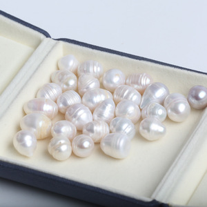 Perles d'eau douce en forme de riz de 12-13 mm en gros de Zhuji, perles filetées blanches, accessoires pour épingles à cheveux DIY, matière première, couleur rose - Product Image 2