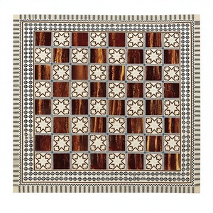 Tablero de Ajedrez Egipcio Sultana Hecho a Mano con Incrustaciones de Madreperla (20 Pulgadas y 16.5 Pulgadas) - Product Image 1