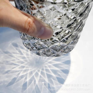 Vaso de chupito de diseño clásico tallado a mano de cristal sin plomo Edo Cheko de estilo japonés para cerveza, whisky, jugo - Product Image 3