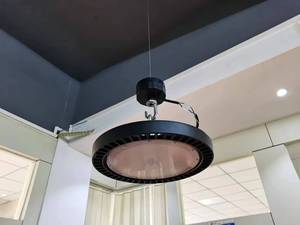 Éclairage LED UFO Super Lumineux 100W 150W 200W 240W pour Entrepôt et <span class=keywords><strong>Garage</strong></span> Intérieur/Extérieur, Projecteurs Industriels IP65 - Product Image 4
