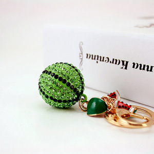 Lindo mosquetón <span class=keywords><strong>de</strong></span> fruta sandía llavero colgante <span class=keywords><strong>de</strong></span> moda regalo <span class=keywords><strong>de</strong></span> aleación <span class=keywords><strong>de</strong></span> Metal para bolso <span class=keywords><strong>de</strong></span> <span class=keywords><strong>novia</strong></span> para hebilla o colección <span class=keywords><strong>de</strong></span> joyas - Product Image 2