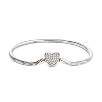 Bracelet à breloques chaîne serpent avec fermoir cœur, élégant et ajustable, bijou de mode, cadeau pour femmes et jeunes filles