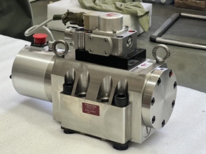 Hydraulique fiable de la série J079 à faible hystérésis électro-hydraulique pour les machines métallurgiques - Product Image 1