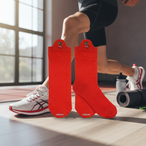 Chaussettes de sport Cherry avec motif brodé, accessoires de sport confortables et élégants - Product Image 3