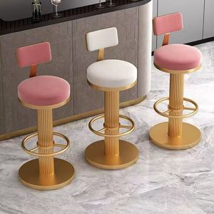 Nouvelle annonce : Chaises de bar de comptoir de luxe, meubles d'hôtel modernes, en métal doré, avec dossier rembourré pivotant - Product Image 3