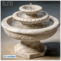 Fontaine d'intérieur en marbre sculptée à la main de petite taille à trois niveaux Sculpture de fontaine d'eau pour la décoration intérieure