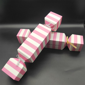 Boîte à bonbons en papier écologique avec estampage à chaud doré pour Pâques, emballage en forme de <span class=keywords><strong>bonbon</strong></span>, impression de logo personnalisée, célébrations des fêtes - Product Image 4