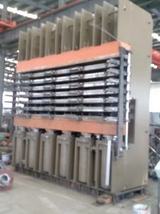 Machine de vulcanisation de bande de roulement de vente directe d'usine/presse de <span class=keywords><strong>precure</strong></span> en caoutchouc de bande de roulement/machine de rechapage de pneu - Product Image 3