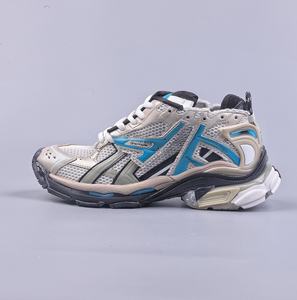 Chaussures de sport tendance pour hommes et femmes, design de haute qualité, légères, à lacets, souples, respirantes, style sportif - Product Image 3