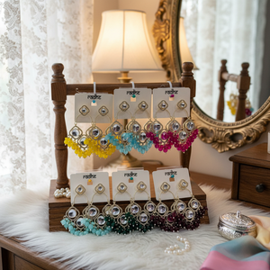Pendientes Colgantes de Piedras Kundan y Cuentas con Baño de Oro Verde Menta de Jewelemarket, Accesorio de Moda - Product Image 2