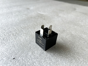 Nhà Máy bán hàng trực tiếp phụ kiện ô tô 4pin 30A 24V Power Relay wg9716582301 + 009/2 - Product Image 2