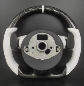 Volant en fibre de carbone véritable et cuir blanc avec boutons multifonctions pour <span class=keywords><strong>Audi</strong></span> A3/A4/A5/A6/Q5/Q3/Q7/A7 RS3/RS4/RS5 - Product Image 2