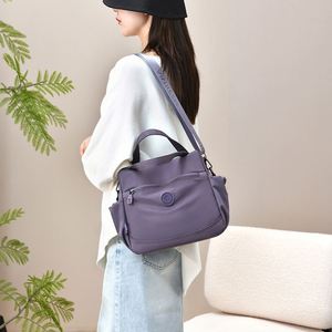 Bolso de Hombro/Bandolera de Gran Capacidad, Resistente al Agua, con Cierre de Cremallera, de Nailon, Estilo Vintage, para Mujer, Uso Diario - Product Image 3