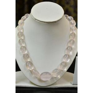 Collier élégant et magnifique en quartz rose de forme ovale, sculpté, de très haute qualité et de couleur exceptionnelle. - Product Image 5