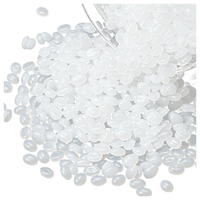Vente en gros de granulés de colle adhésive thermofusible POE colle blanche reliure de livre en cuir colle chaude granulés de colle aspect verre