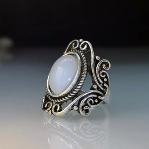 Anelli Vintage con Intarsi in Finta Pietra Lunare, Geometrici, Traforati, Eleganti, Stile Retrò, Decorativi per Signora - Product Image 2