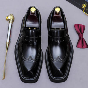 Chaussures décontractées pour hommes en cuir véritable personnalisées, à semelle épaisse, fabriquées à la main, adaptées aux occasions formelles et de mariage - Product Image 4