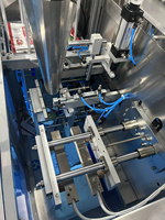 Machine de remplissage et d'emballage automatique multifonctionnelle 2026 pour sachets préformés Doypack de café, lait en poudre et protéines en poudre