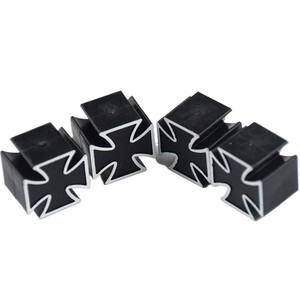 Bouchons de valve croisés pour voiture Or Argent Noir Rouge Rose Personnalisables Pièces automobiles OEM - Product Image 3
