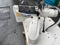 Machine à coudre industrielle Juki MF-3620 d'occasion, à quatre aiguilles et six fils, point plat, point de recouvrement, à bras libre
