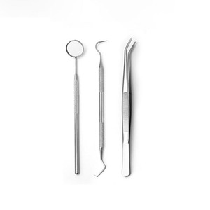 ชุดอุปกรณ์ตรวจวินิจฉัยทางทันตกรรมพื้นฐาน ทำจากสแตนเลส ประกอบด้วยกระจกตรวจฟัน หัวตรวจแบบเสียบ คีมคีบ และชุดตรวจช่องปาก - Product Image 3