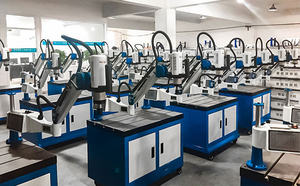 Machine de taraudage automatique verticale à bras flexible avec écran tactile, pour tarauds M3 à M16 et pinces de taraudage, modèle flexible - Product Image 6