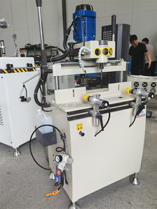 Machine <span class=keywords><strong>de</strong></span> fraisage et <span class=keywords><strong>de</strong></span> copie monotête pour la fabrication <span class=keywords><strong>de</strong></span> fenêtres en aluminium, <span class=keywords><strong>PVC</strong></span> et UPVC, prix usine - Product Image 1
