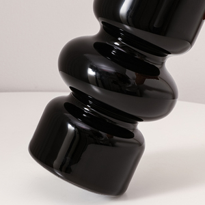 Vente en gros, nouveauté européenne, petit vase rond à fleurs en verre noir soufflé pour la décoration intérieure - Product Image 5