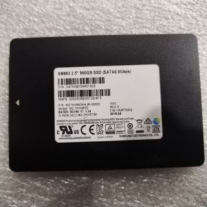 硬盘，nvme m.<span class=keywords><strong>2</strong></span>固态硬盘，适用于三星SM 883 960G SATA MZ-7KH9600 MZ7KH960HAJR-00005固态硬盘256GB容量薄层色谱NAND闪存外壳6TB硬盘7.68tb固态硬盘 - Product Image 1