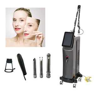Appareil de traitement vaginal au laser fractionné CO2 à longueur d'onde de 10600 nm pour le resurfaçage de la peau et l'élimination des cicatrices - Product Image 1