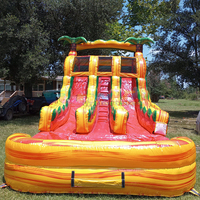 Toboggan aquatique gonflable géant à double voie en PVC pour usage commercial et résidentiel, avec structure de saut et de rebond, pour adultes et piscine