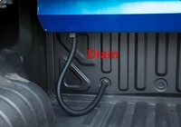 Couverture de benne en alliage d'aluminium pour pick-up, fonctionnement manuel avec verrouillage et caractéristiques imperméables, y compris le coffre arrière