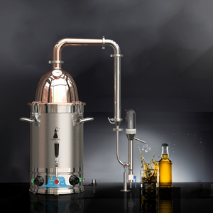 Alambic à tour en cuivre à commande électrique entièrement automatique pour la distillation de brandy, whisky, gin, rhum, vodka - Product Image 2