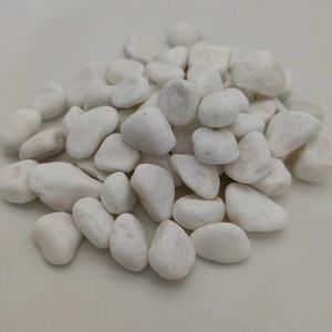 Fábrica al por mayor guijarro blanco varios colores río Roca grava paisaje adoquín piedra triturada aplicación al aire libre terrazo - Product Image 3