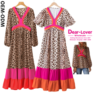 Thân Yêu-người yêu bán buôn Boutique quần áo phụ nữ tùy chỉnh OEM ODM thời trang màu Khối V cổ lỏng phù hợp với báo in Maxi Dress - Product Image 1