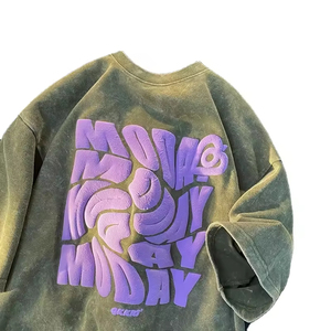 เสื้อยืดโอเวอร์ไซส์ผ้าฝ้ายแท้ 100% พิมพ์ลายกราฟิกหนา  โลโก้พิมพ์นูนโฟม 3 มิติ  แบบสั่งทำพิเศษสำหรับผู้ชาย - Product Image 2