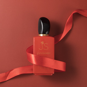 <span class=keywords><strong>Perfume</strong></span> Sólido en Aerosol <span class=keywords><strong>de</strong></span> Alta Calidad a Precio <span class=keywords><strong>de</strong></span> Fábrica, Aroma Amoroso, Rojo, Seductor, Encantador, para Mujer, Amaderado, Frutal, Cítrico, Moderno, Fresco y Duradero - Product Image 2