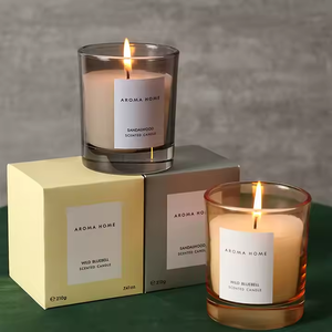 Bougies Parfumées de Luxe pour Marque Privée de Créateur, Faible Quantité Minimale de Commande, Bougie Parfumée Personnalisée dans un Pot en Verre Transparent Coloré avec Boîte - Product Image 6